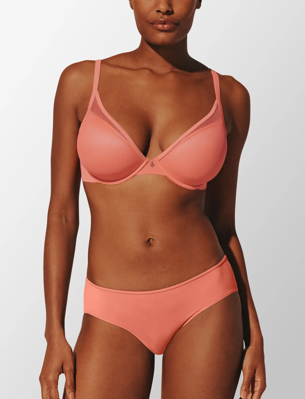 24/7® Classic Uplift Plunge Bra