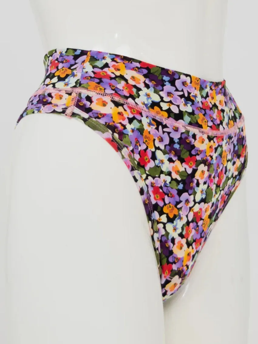 Blue Sky La Thong