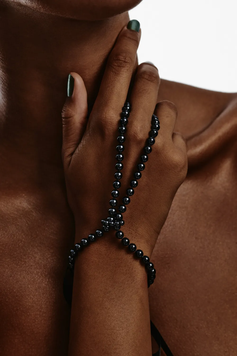 Destinos Dark Jewel Set Black