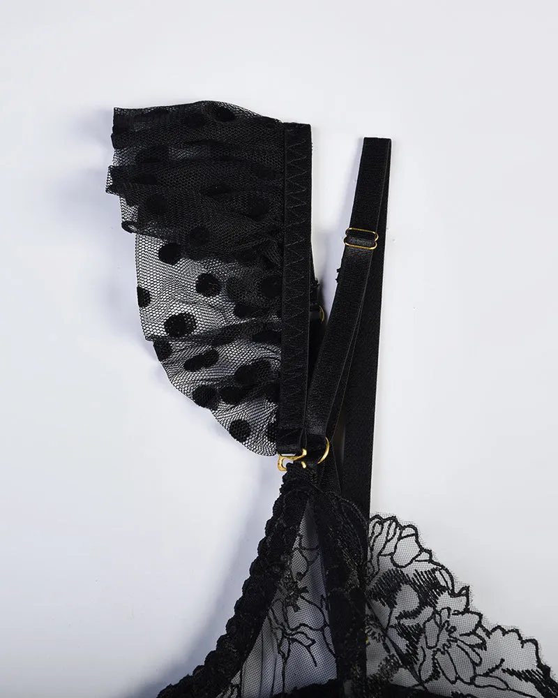 Embroidered Lace Lingerie Set With Chain