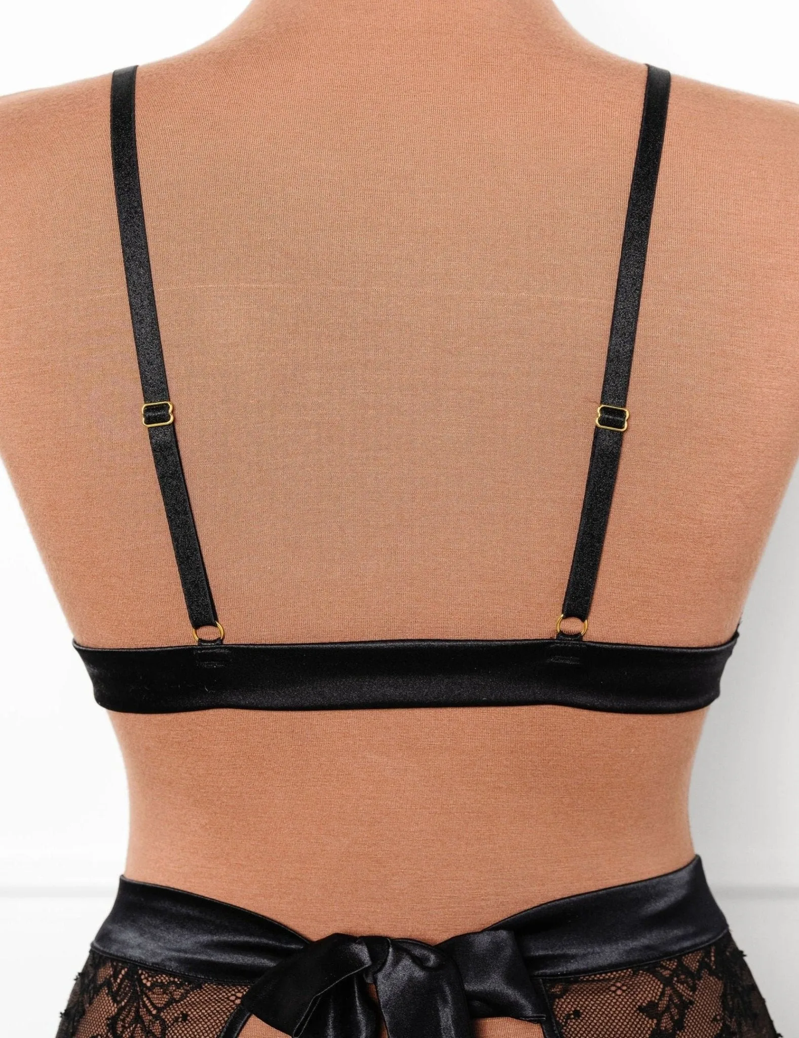 Eyelash Lace Bow Bralette - Black