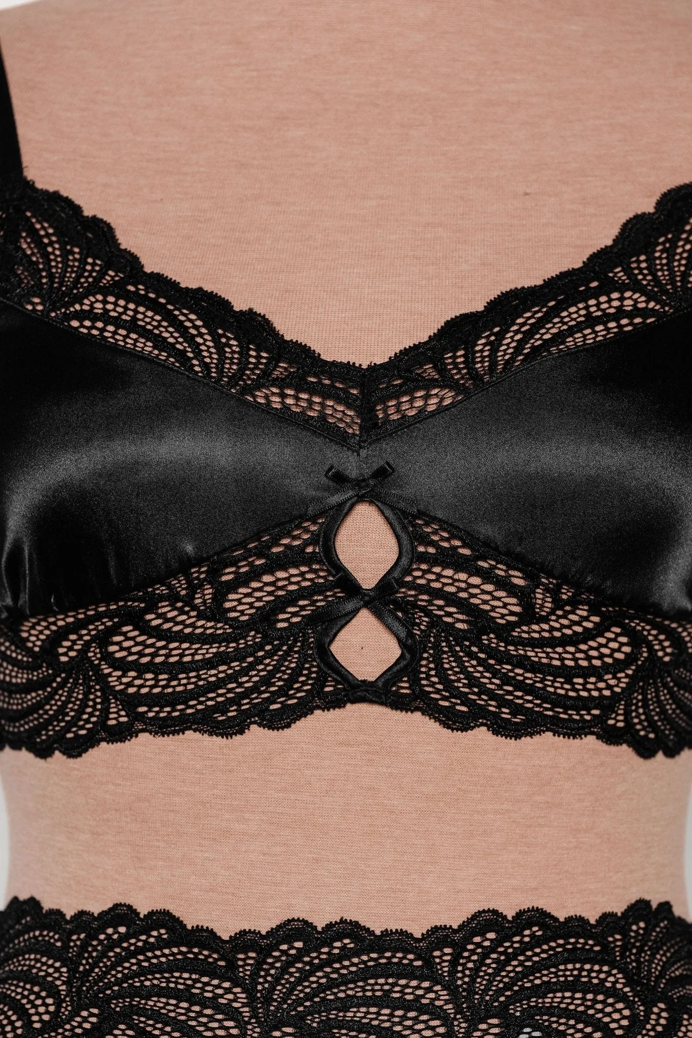 Lacy Satin Keyhole Bralette - Black