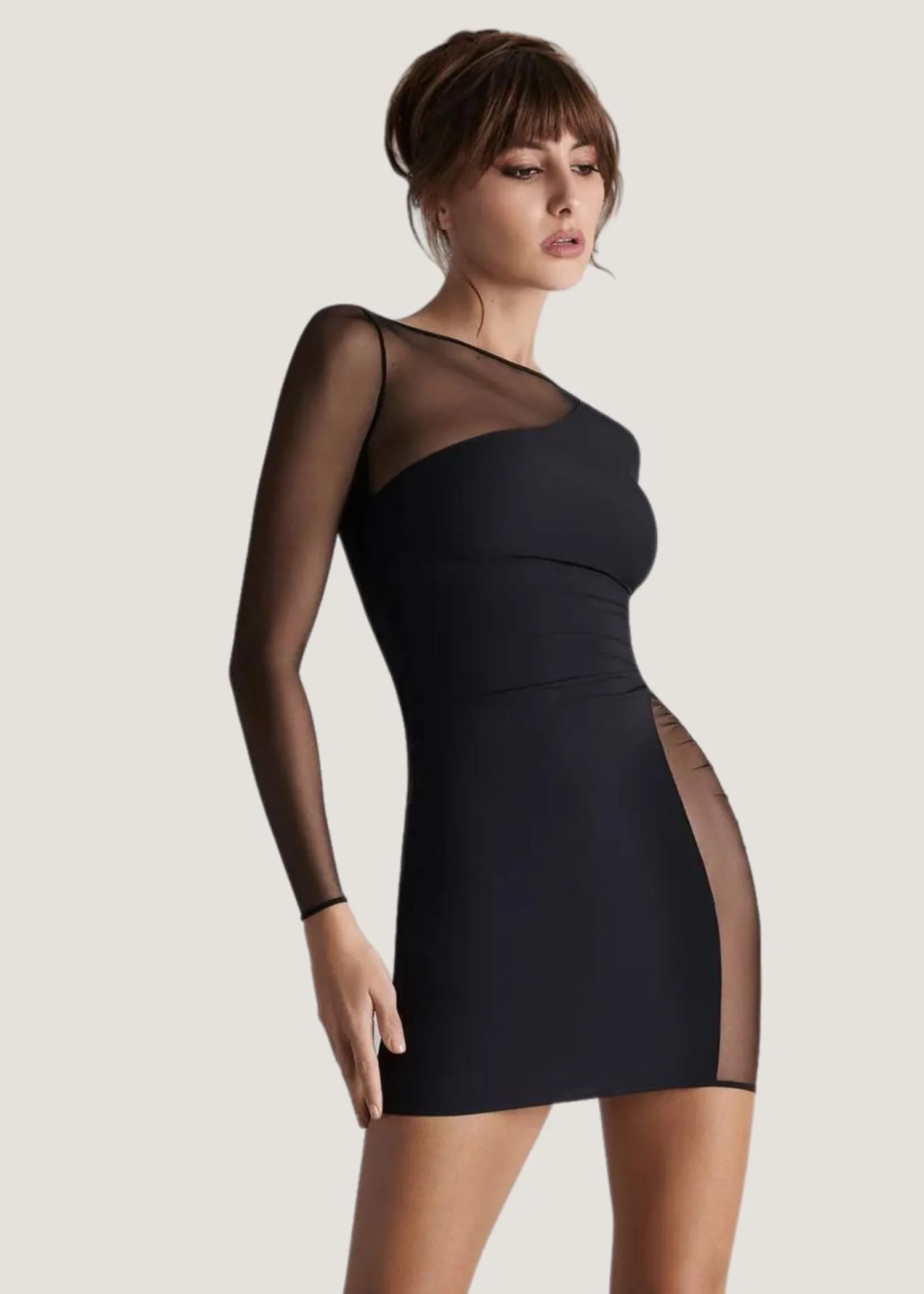 Nuit Fauve Long Sleeves Asymetric Dress (Black)