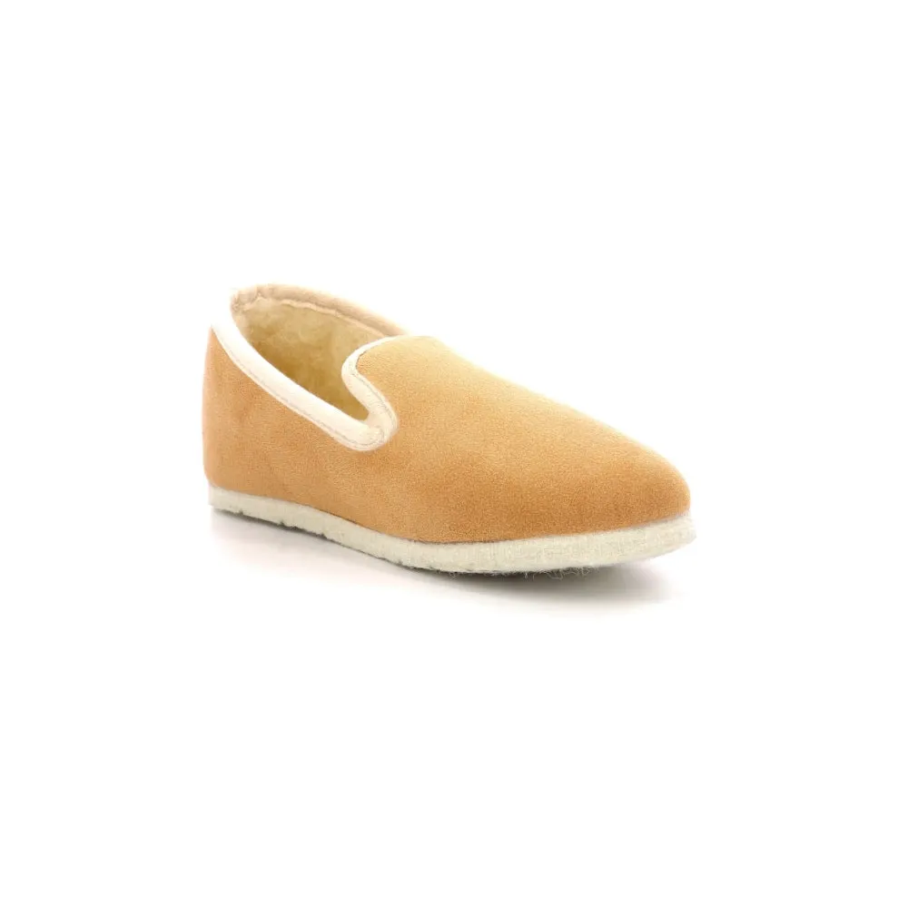 Ultra-soft beige and off-white slippers